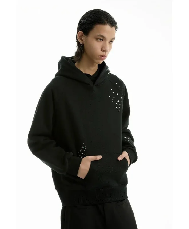 Warm hoodie for chilling at home on cold days -Metal Detailing Comfty Hoodie