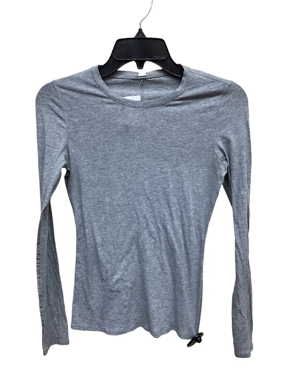 Relaxed-fit sweatshirt with simple style -Athletic Sweatshirt Crewneck By Lululemon In Grey, Size: 2