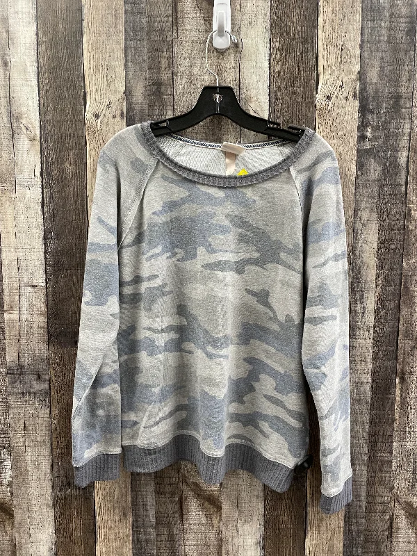 Unique sweatshirt with personalized prints -Sweatshirt Crewneck By Knox Rose In Camouflage Print, Size: S