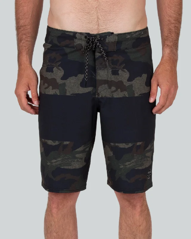 Comfortable patterned shorts for stylish wear -Topwater Boardshort - Camo