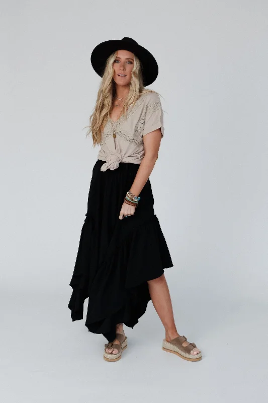 Skirts for a trendy, casual look -The Nest Swing Of Things Pocketed Midi Skirt - Black