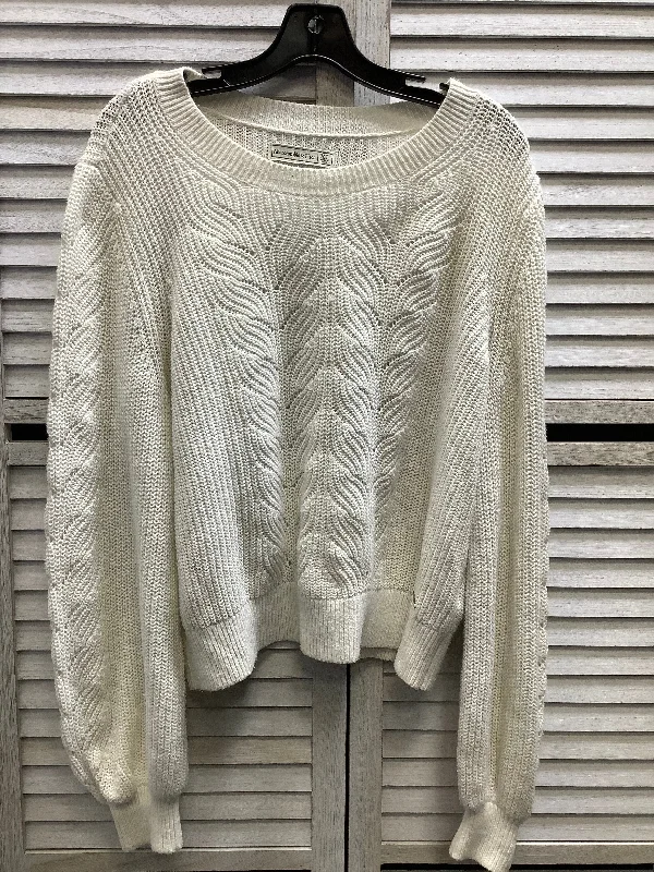 Stylish sweatshirt for athleisure looks -Sweatshirt Collar By Abercrombie And Fitch In White, Size: Xl