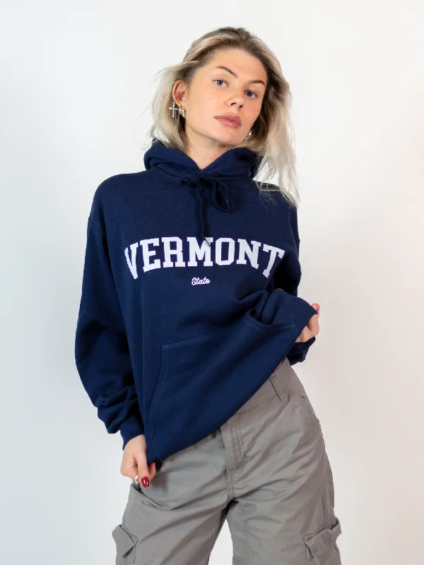 Cozy hoodie with bold graphics for a fun statement -VERMONT STATE HOODIE - NAVY