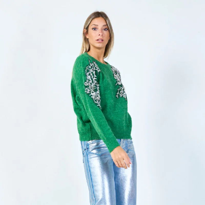 Stylish sweatshirt with sleek finishes for added flair -Fashionable sweatshirt with a floral print -Botanical beadwork sweater wholesale