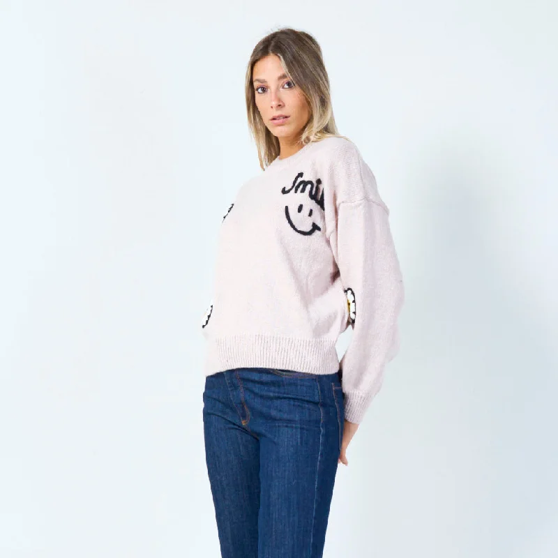 Lightweight sweatshirt for cool evenings -Soft sweatshirt with bold colors for a statement look -Cheerful smiley sweater with daisy details wholesale