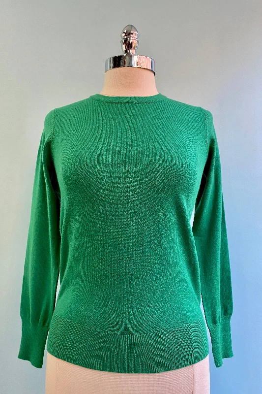 Trendy sweatshirt with graphic designs for women -Relaxed sweatshirt for a cozy outfit -Kelly Green Knit Pullover Sweater