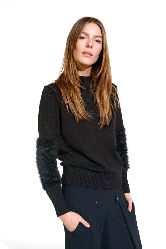 Trendy oversized sweatshirt for modern style -Classic sweatshirt for a timeless wardrobe -TIBET