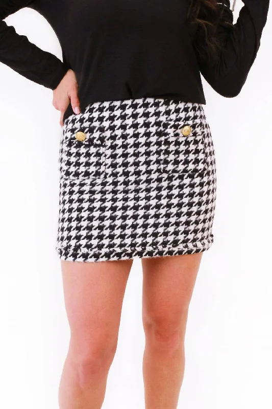 Skirts for easy, stylish wear -Cavalli Skirt In Houndstooth