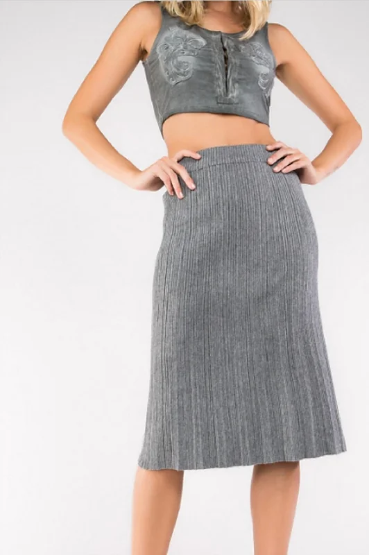 Skirts for casual dinner dates -Sweater Midi Skirt In Grey