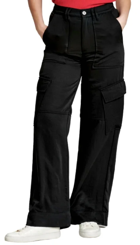 Soft sweatpants for ultimate relaxation -Cairo In Black