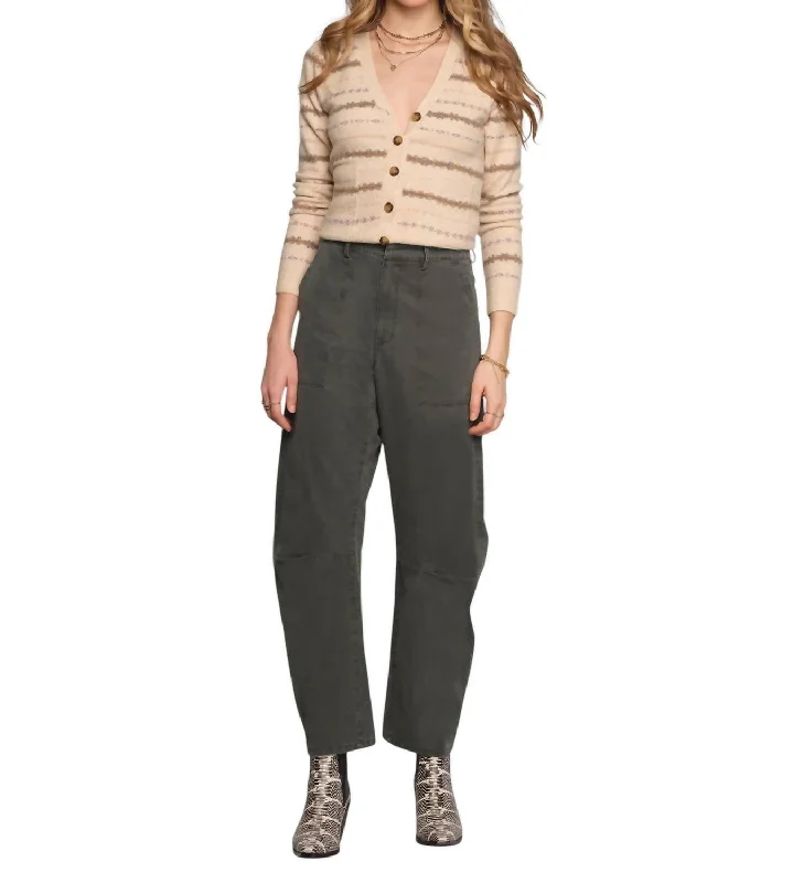 Elegant dress pants for formal occasions -Tailored wide-leg pants for a trendy look -Lupita Pants In Jet