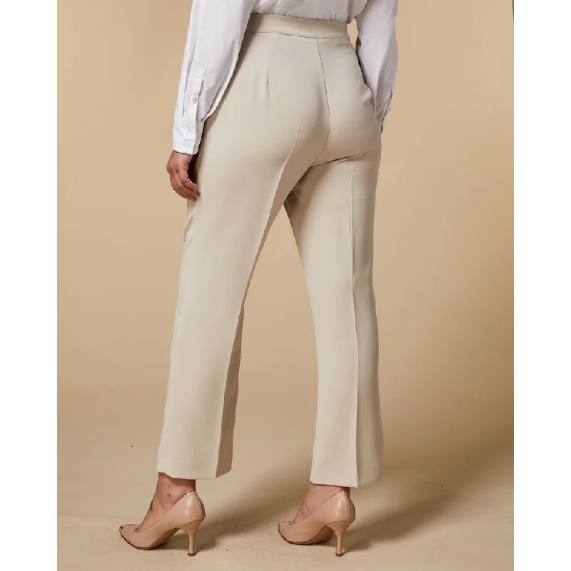 Light pants for springtime fashion -RENATO