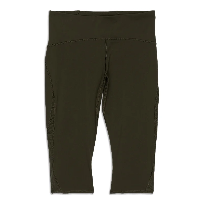 High-rise pants for an elegant look -Train Times Crop - Resale